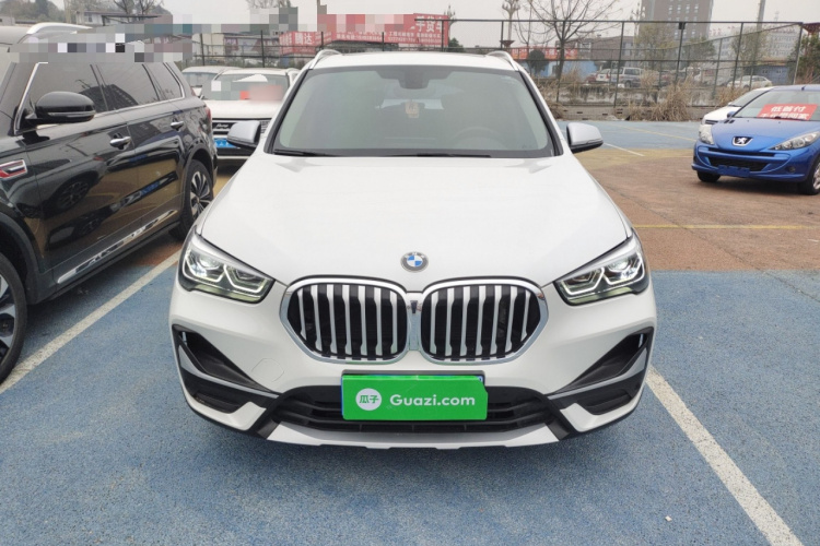 宝马X1 2022款 sDrive20Li 尊享型车身外观6001