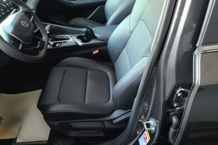 长安 逸动 2022款 PLUS 1.6L GDI CVT豪华型中控内饰19