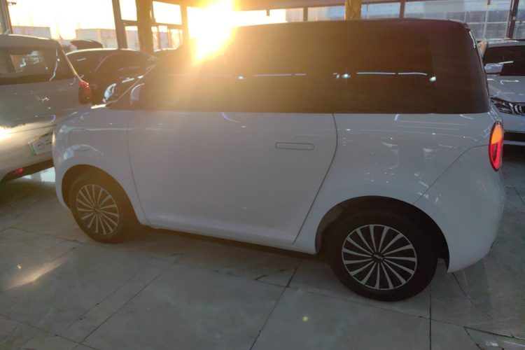 长安启源 长安Lumin 2023款 205km 香沁款车身外观4