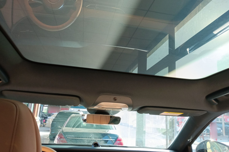 岚图汽车 岚图FREE 2023款 四驱超长续航增程版中控内饰22