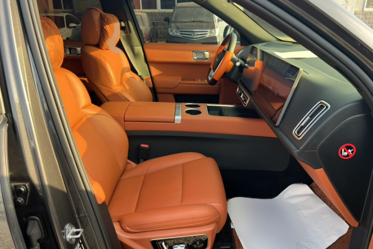 理想汽车 理想L7 2023款 Pro中控内饰7003