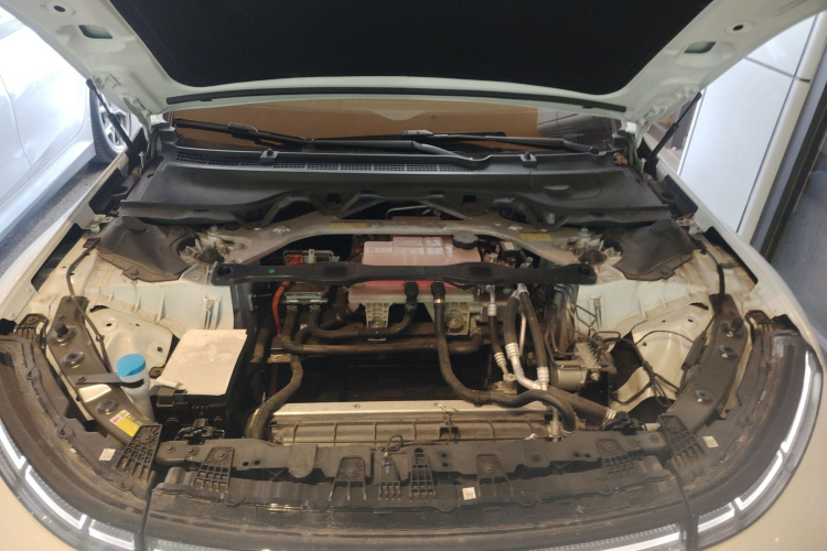 小鹏P7 2024款 P7i 550 Pro局部细节24