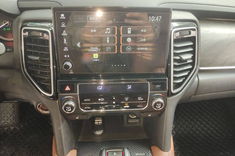 本田UR-V 2020款 370TURBO 两驱尊雅版局部细节9004