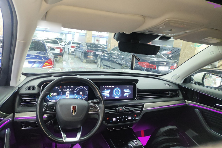 红旗HS5 2022款 改款 2.0T 智联旗享版中控内饰12