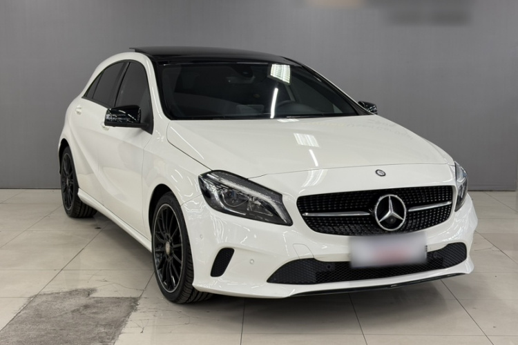 奔驰A级(进口) 2016款 A 200 时尚型车身外观6001