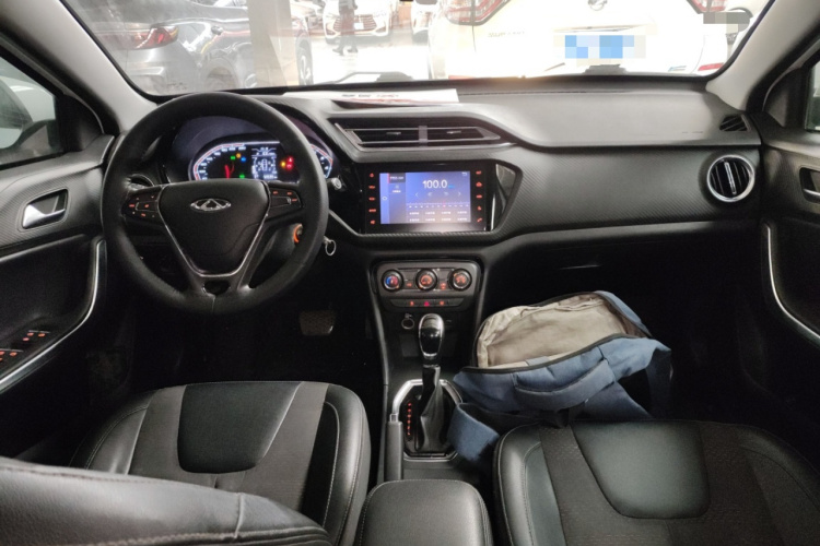 奇瑞 瑞虎3X 2018款 1.5L 自动精英版中控内饰12