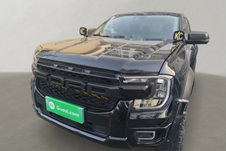 福特 游骑侠Ranger 2023款 探迹四驱自动版 汽油车身外观1