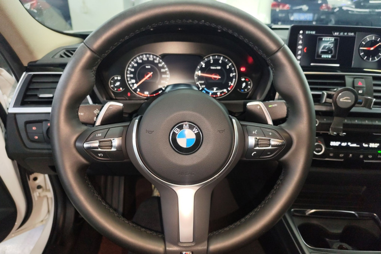 宝马3系 2019款 320Li M运动套装中控内饰13