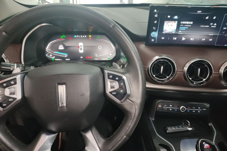 魏牌 VV6 2021款 2.0T 两驱智护+中控内饰12