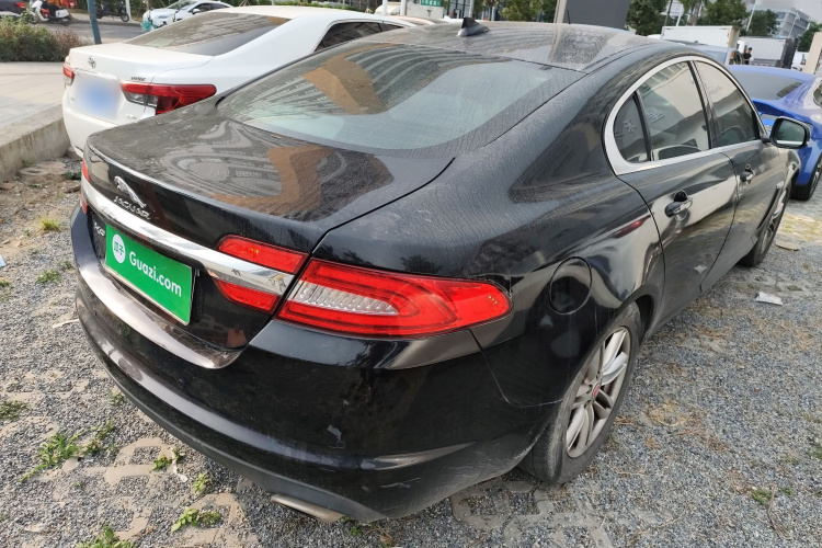 捷豹XF 2014款 XF 2.0T 风华版车身外观7