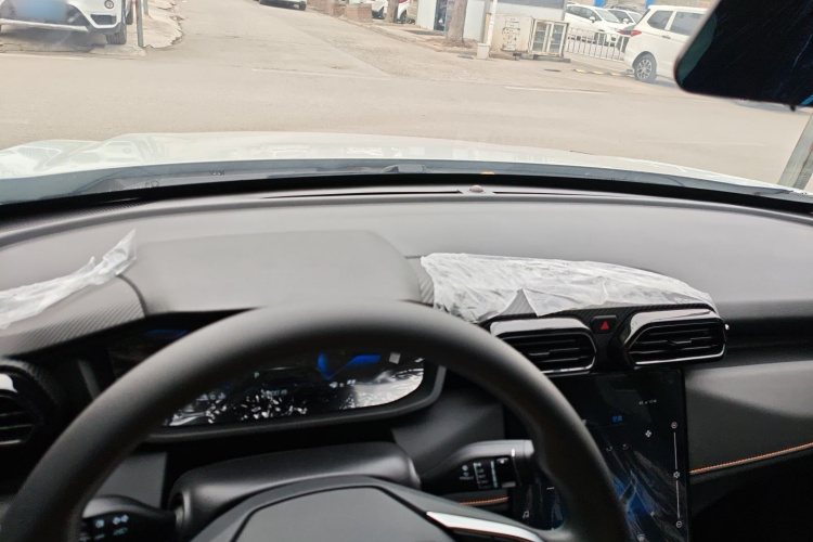 东风风神 奕炫 2025款 1.5L 自动豪华型中控内饰12