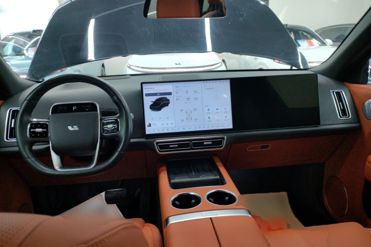 理想汽车 理想L8 2024款 Ultra中控内饰12
