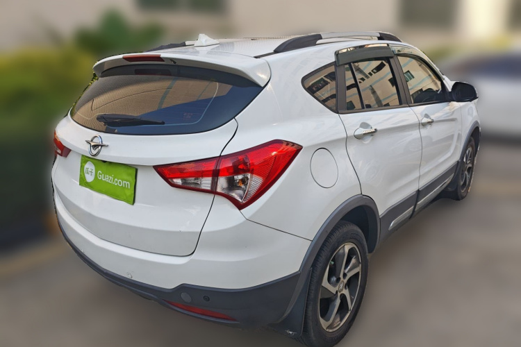 海马S5 2015款 1.5T CVT旗舰型车身外观6005