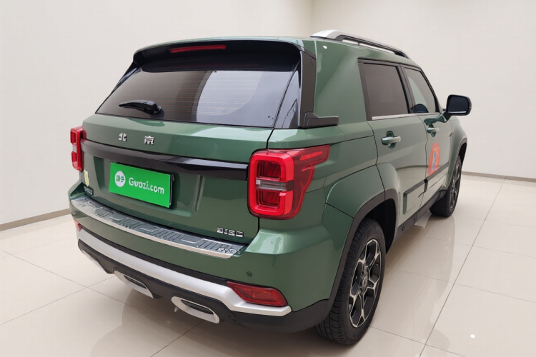 北京越野 北京BJ30 2021款 1.5T 狼小美版车身外观7