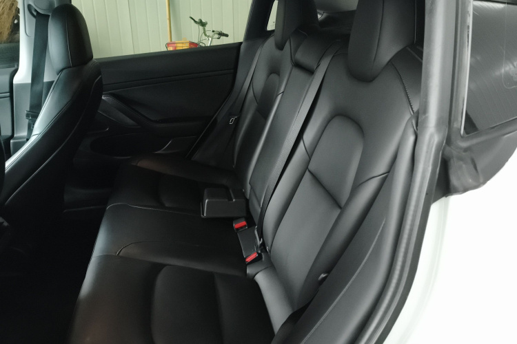 特斯拉 Model 3 2019款 标准续航后驱升级版中控内饰21