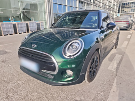 MINI 2018款 1.5T COOPER 经典派 五门版