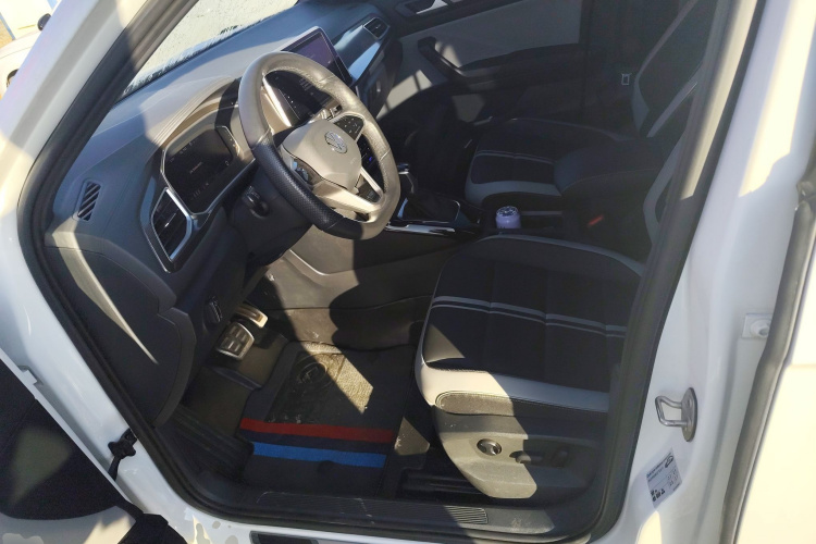 大众 T-ROC探歌 2023款 300TSI DSG两驱辰光版中控内饰19