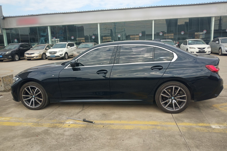 宝马3系 2021款 改款 320Li M运动套装车身外观4