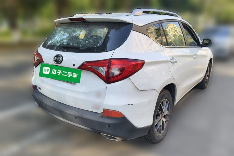 比亚迪 宋 2016款 盖世版 1.5TID 自动精英型车身外观6005