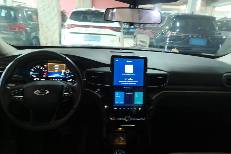 福特 探险者 2020款 EcoBoost 285 后驱风尚版 6座中控内饰7002