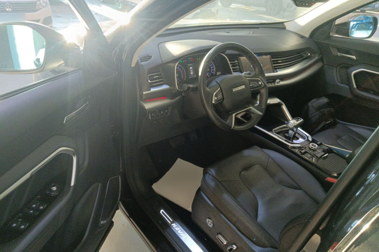 哈弗H6 2017款 红标 2.0T 自动两驱智尚型中控内饰7003