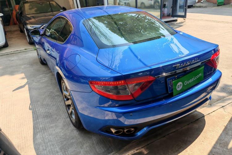 玛莎拉蒂 GranTurismo 2007款 4.2L 标准版车身外观6005