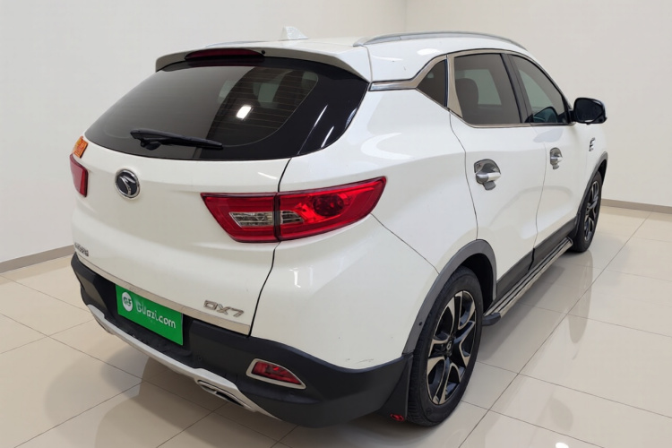 东南DX7 2015款 1.5T 自动尊贵型车身外观7