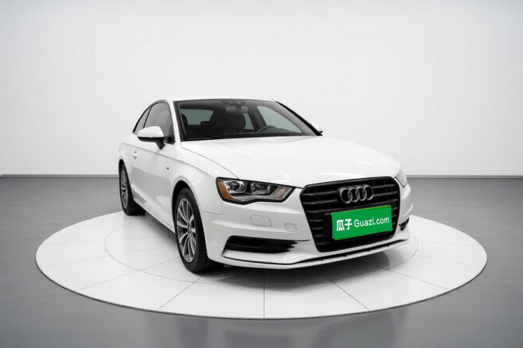 奥迪A3 2016款 Limousine 35 TFSI 进取型车身外观3