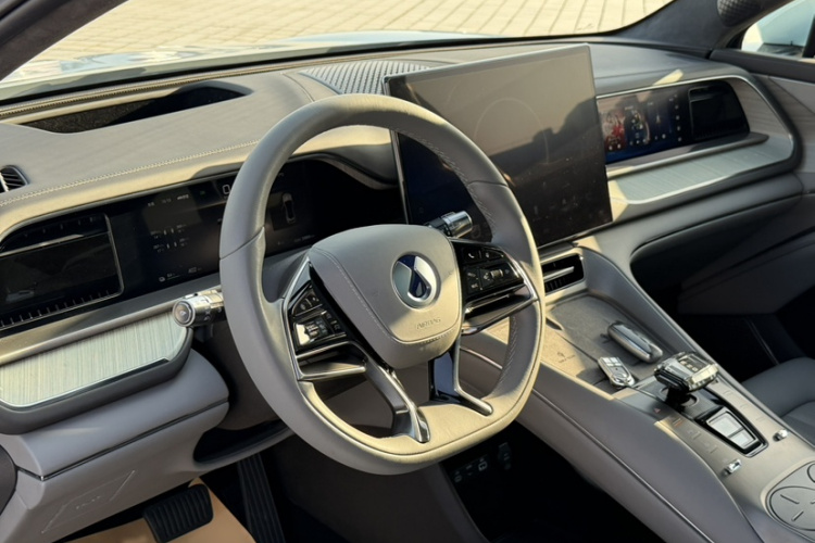 腾势N7 2023款 长续航性能Max版局部细节9005