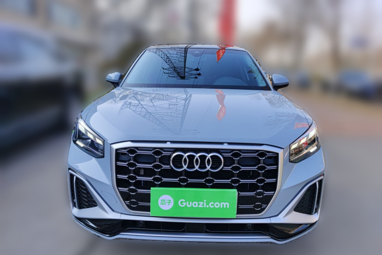奥迪Q2L 2023款 35TFSI 时尚动感型车身外观2