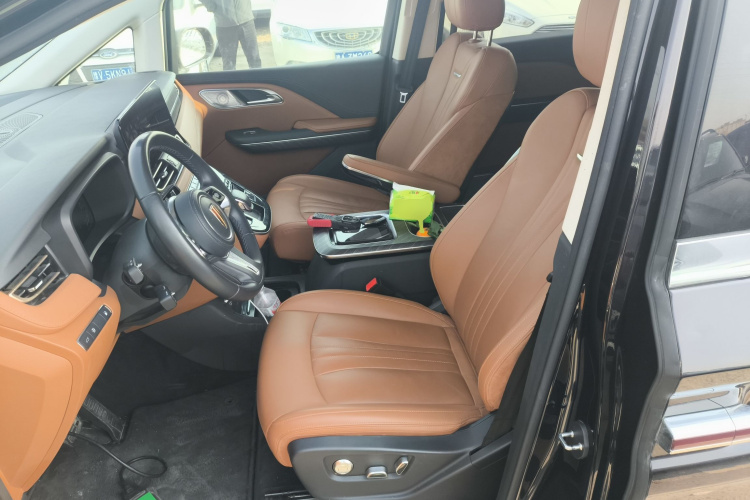 红旗HQ9 PHEV 2024款 2.0T 四驱商务版中控内饰19