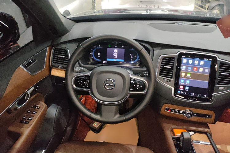 沃尔沃XC90 2024款 B5 智行豪华版 5座中控内饰13