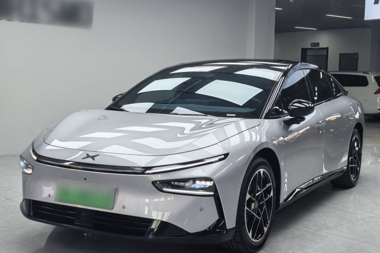 小鹏P7+ 2024款 超长续航 Max车身外观1