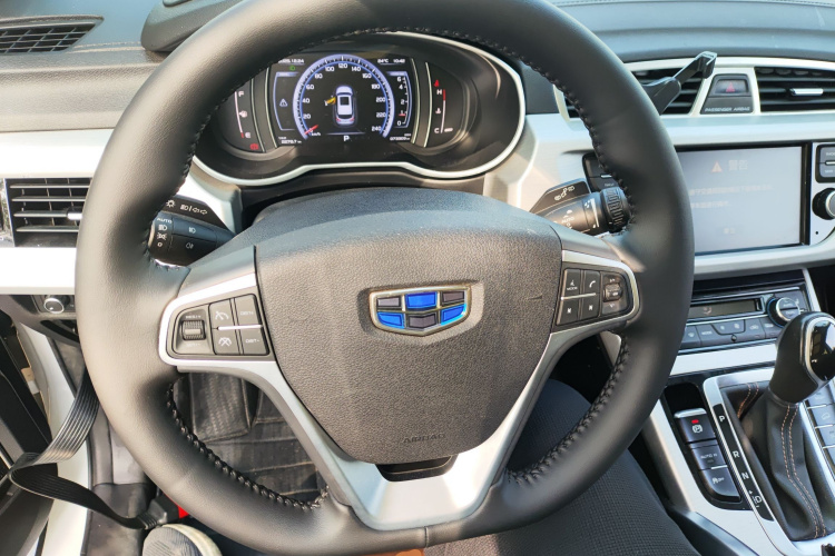 吉利汽车 博越 2016款 1.8TD 自动智尊型中控内饰13