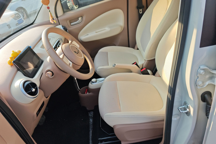 五菱汽车 宏光MINIEV 2025款 四门版 进阶款中控内饰19