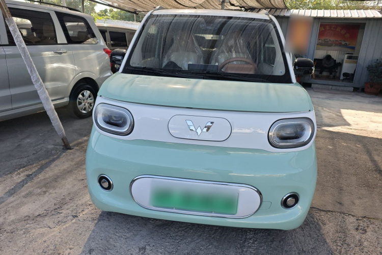 五菱汽车 宏光MINIEV 2024款 第三代 215km 进阶版车身外观2