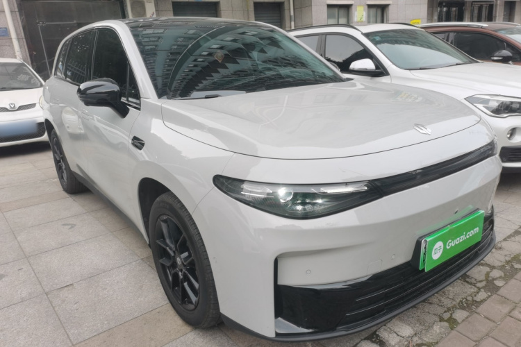 零跑汽车 零跑C10 2024款 210智享版车身外观3