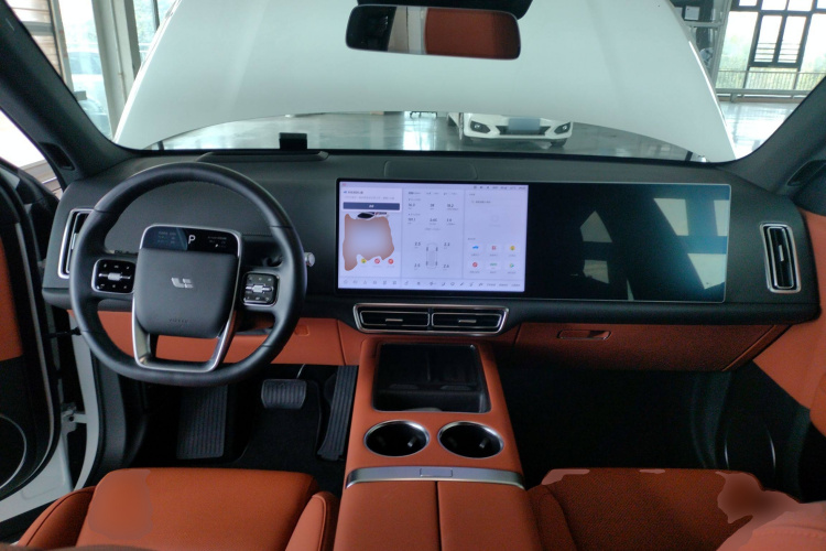 理想汽车 理想L6 2024款 Max中控内饰12