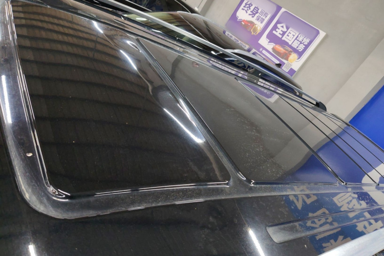 奔驰 威霆 2018款 2.0T 精英版 7座 国V局部细节57