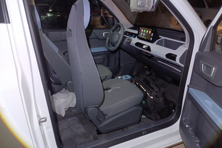 吉利银河 2024款 熊猫mini 200km 耐力熊局部细节41