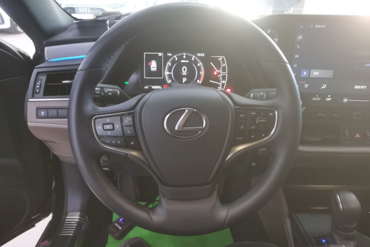 雷克萨斯ES 2025款 200 臻享版局部细节13