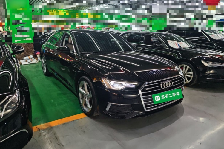 奥迪A6L 2021款 55 TFSI quattro 尊享致雅型车身外观3