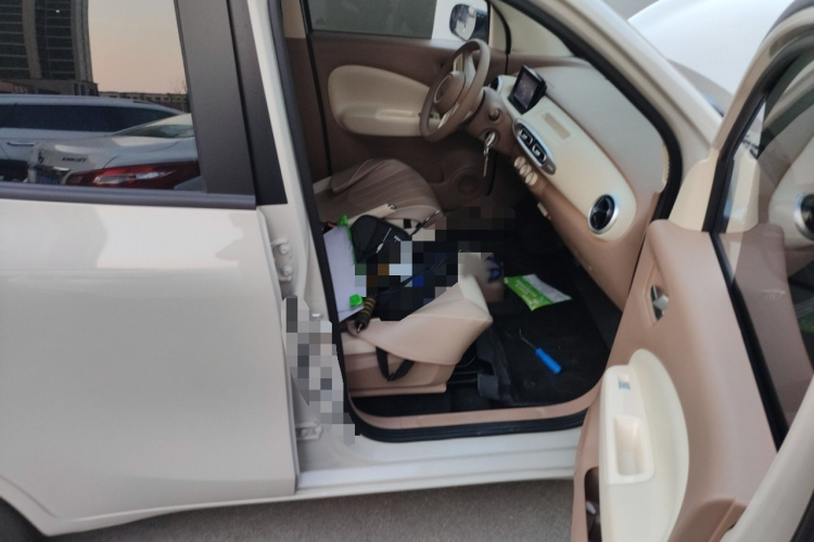 五菱汽车 宏光MINIEV 2025款 四门版 进阶款局部细节9005