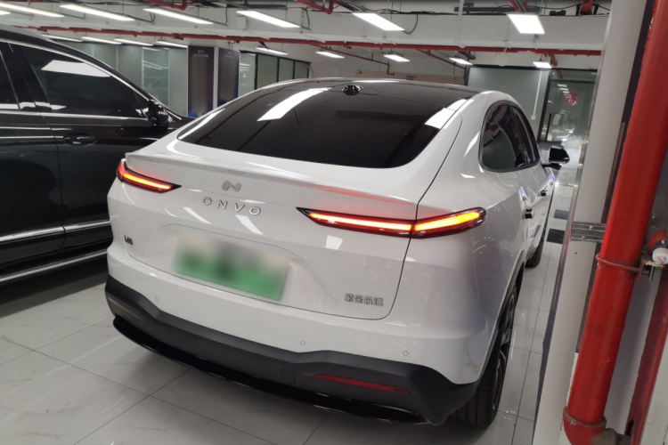 乐道L60 2024款 60kWh 后驱版车身外观7