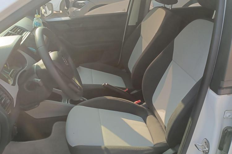 斯柯达 晶锐 2017款 1.4L 自动车享版中控内饰19