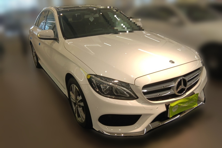 奔驰C级 2018款 C 200 L 运动版车身外观3