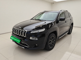 Jeep 自由光 2020款 2.0L 两驱经典运动版