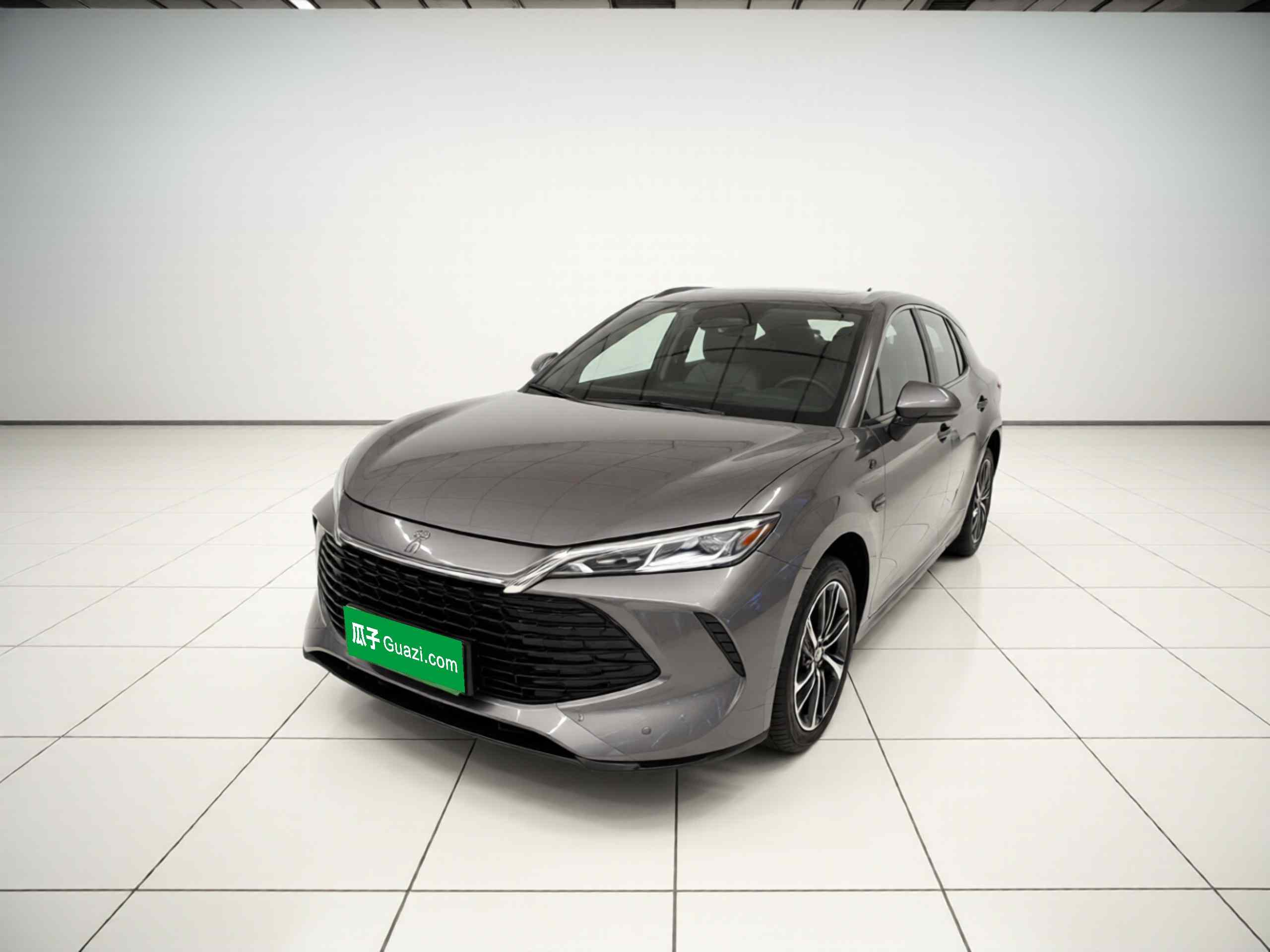 比亚迪 宋L DM-i 2025款 智驾版 160km 卓越型(2)