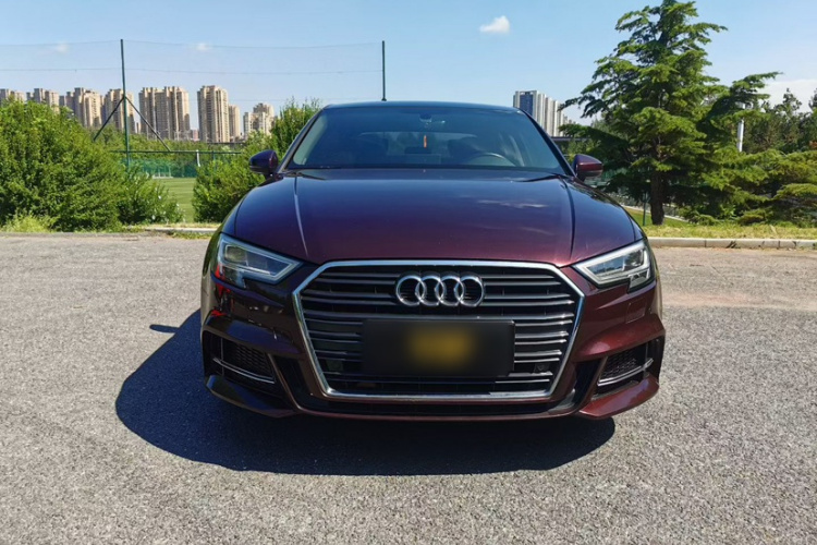 奥迪A3 2018款 30周年年型 Limousine 35 TFSI 运动型车身外观6001