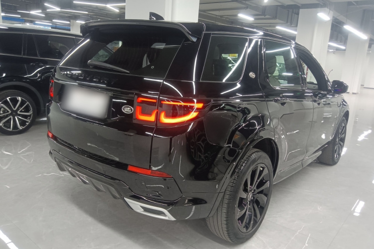 路虎 发现运动版 2020款 249PS R-Dynamic 性能版车身外观7